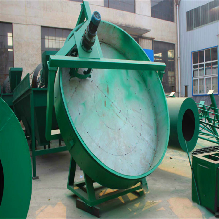 山川公司生產的制粒機展示 山川公司生產的制粒機展示